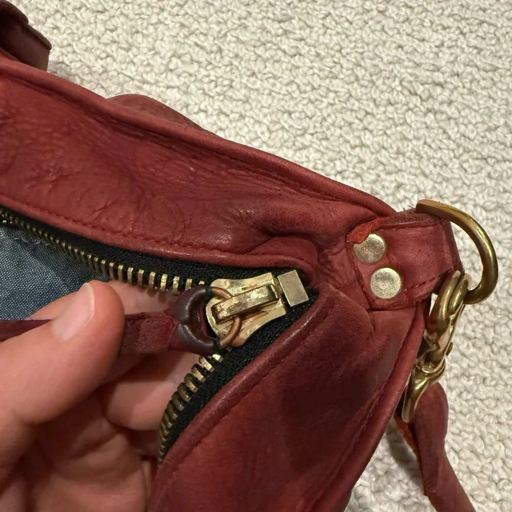 Clare V Deep Red Leather Messenger Bag - Picture 5 of 9